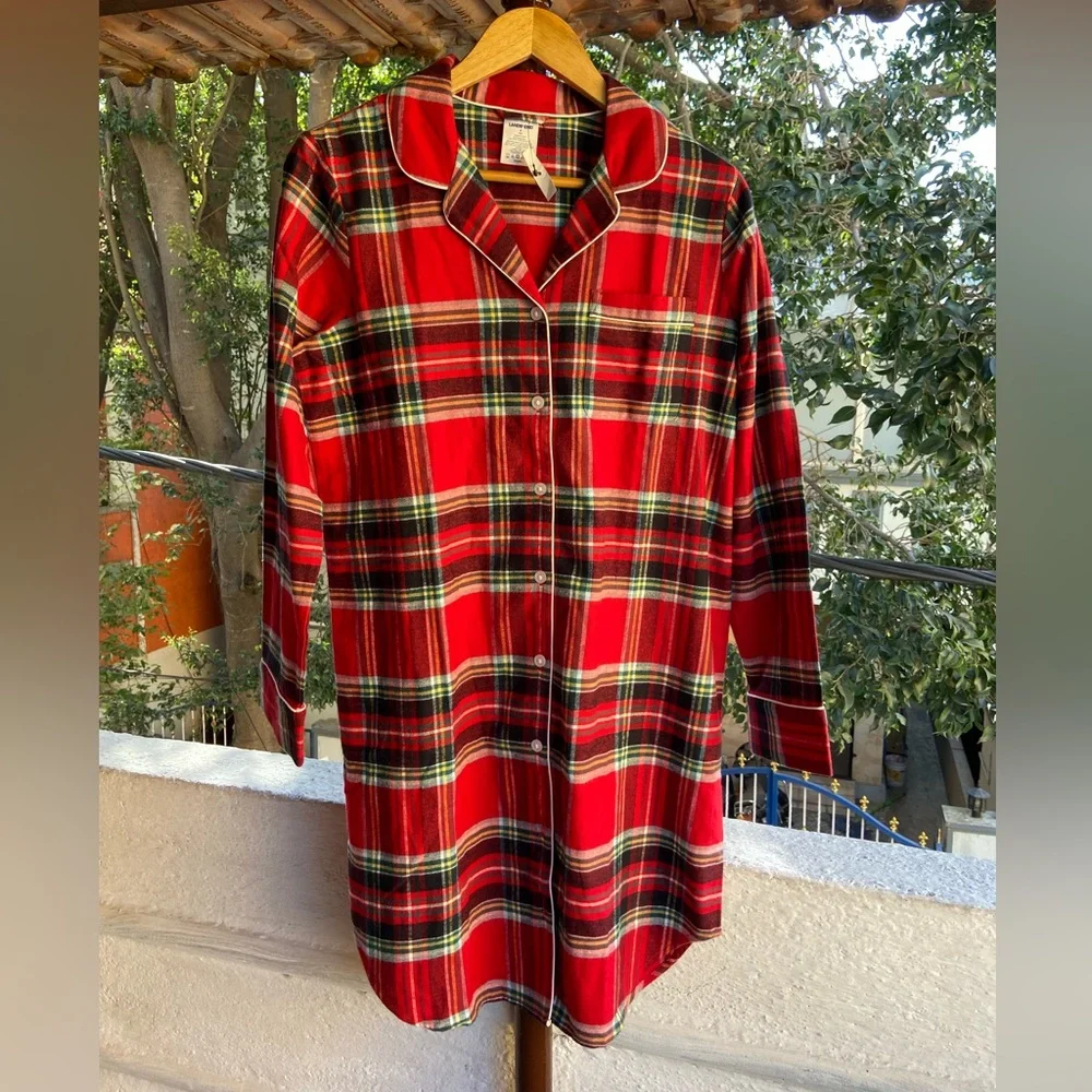 Lands End  Flannel Pajama Set.Size - L - Picture 7 of 17